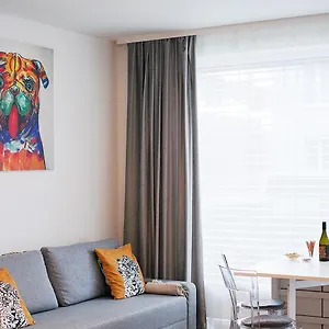 Holesovice Delight: Modern Comfort With A Twist In 7 Praha