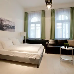hotellátogatás