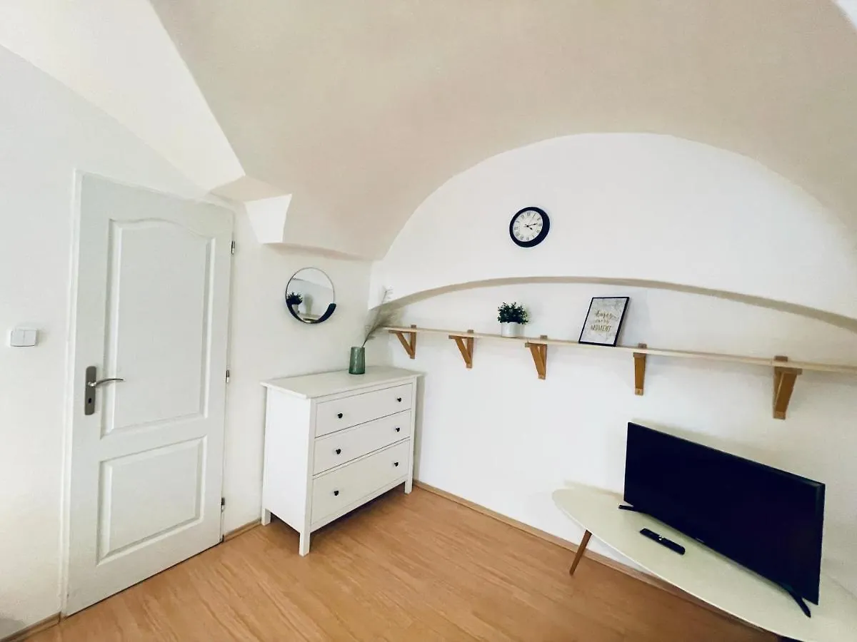 Studio Nicolas II Prague